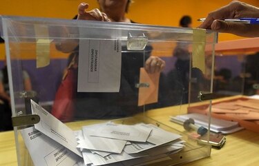 España vota para romper el bloqueo político