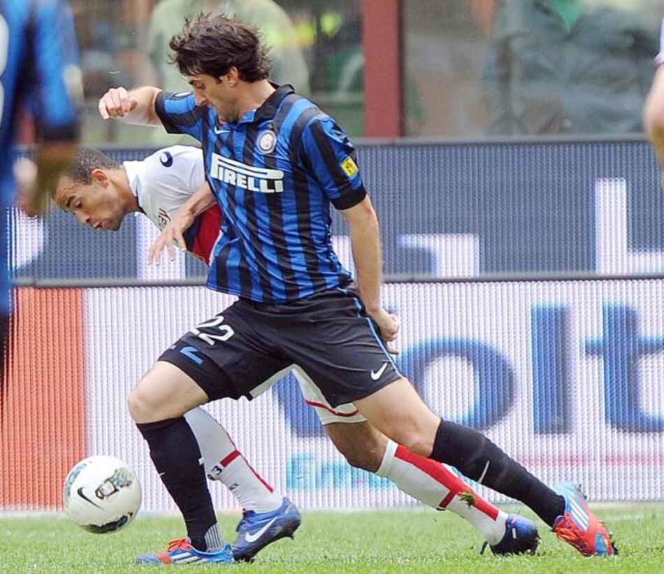 'Hat-trick' de Milito y debut exitoso de Stramaccioni en el Inter
