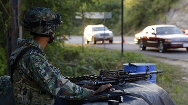 Autoridades mexicanas buscan en la capital de Sinaloa al Chapo Guzmán