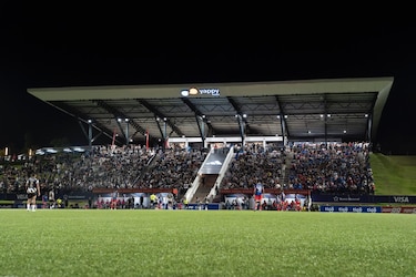 Plaza Amador se queda con el Clásico Nacional y es líder de la Conferencia Este