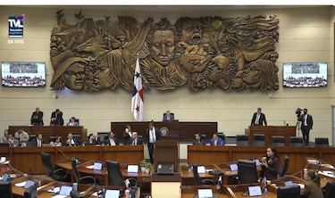 Presupuesto 2027 pasa a tercer debate; diputados aprueban nuevas excepciones a la ley de contrataciones