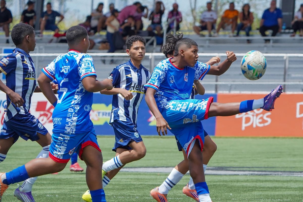 Atevo Cup calienta motores rumbo a unos playoffs electrizantes