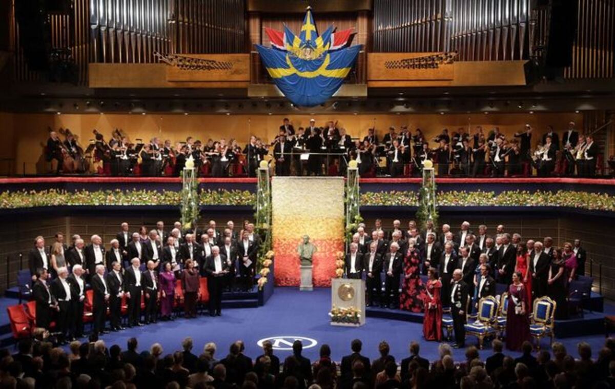 Los Premios Nobel toman la palabra en el banquete en su honor