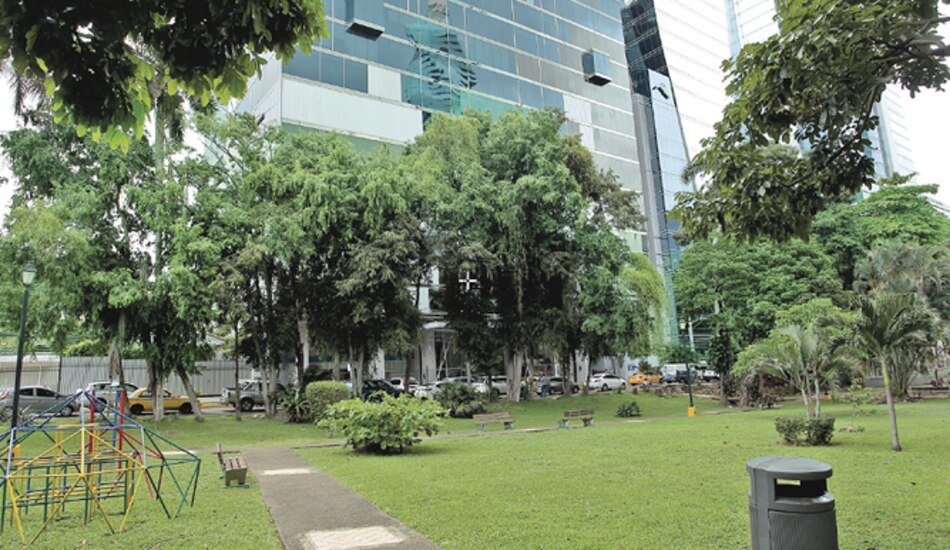 Arbitraje por estacionamientos en el parque Harry Strunz