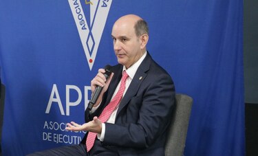 El MEF proyecta que el déficit fiscal superará el 4.5% en 2024, alcanzando los $3,500 millones