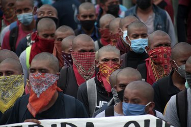 Inician jornada de protesta al conmemorar 8 años de caso Ayotzinapa en México
