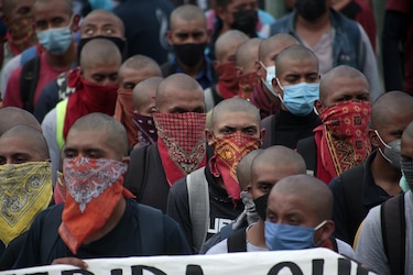 Inician jornada de protesta al conmemorar 8 años de caso Ayotzinapa en México