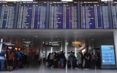 Lufthansa prolonga la suspensión de sus vuelos a Pekín y Shanghai por coronavirus