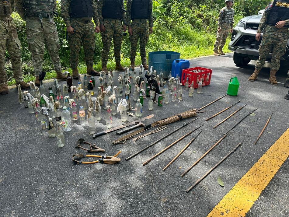 Policía reabre varios puntos en Bocas del Toro y decomisa bombas molotov en medio de enfrentamientos