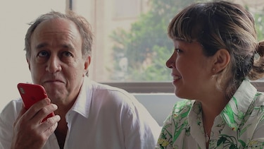 Jenifer de la Rosa, la bebé que sobrevivió la tragedia de Armero, fue adoptada por españoles y se reencontró con su hermana 30 años después