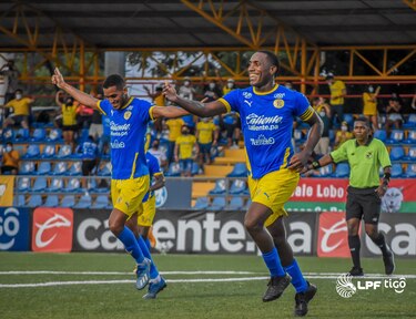 Clubes peruanos lamentan el fallecimiento del panameño Luis ‘Matador’ Tejada