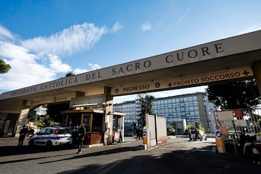 León XIV en el hospital: claves en su primer día de convalecencia tras su intervención