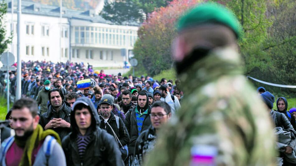 El número de refugiados en la UE puede llegar al millón en 2015, según Acnur