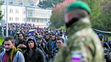 El número de refugiados en la UE puede llegar al millón en 2015, según Acnur