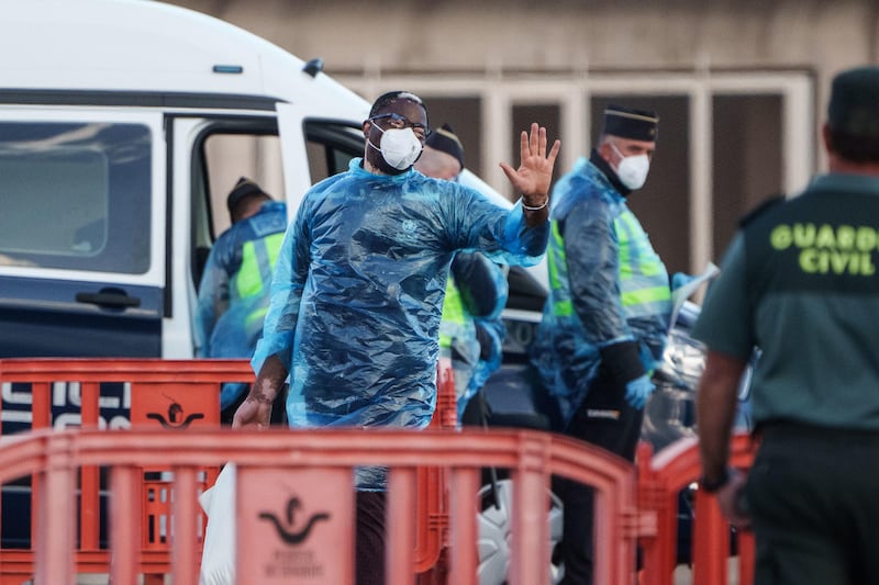Hantavirus: el Hondius abandona el puerto de Tenerife tras desembarcar a todos los pasajeros