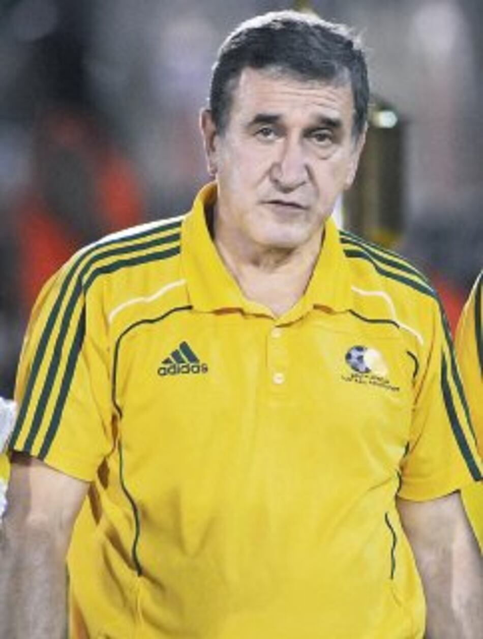 Técnico Parreira solo piensa en México