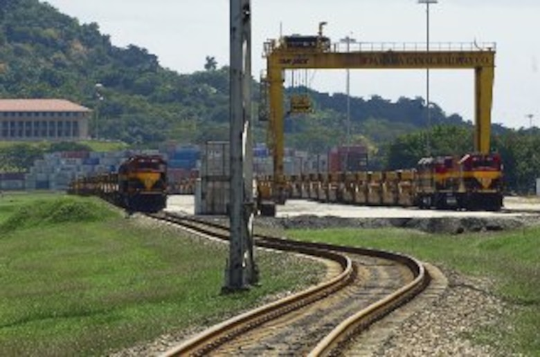 El caballo de papel: una concesión que amarró el futuro del ferrocarril