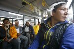 Más de 3 mil 200 muertos por el terremoto de Nepal