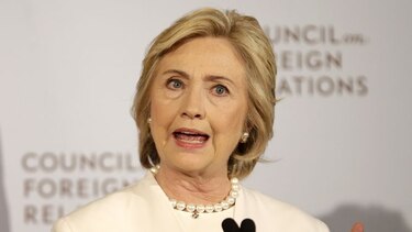 Clinton no enviaría tropas a Siria, pide acoger a refugiados