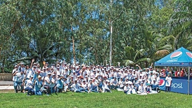 Los voluntarios nacionales conmemoraron el Día de los Océanos