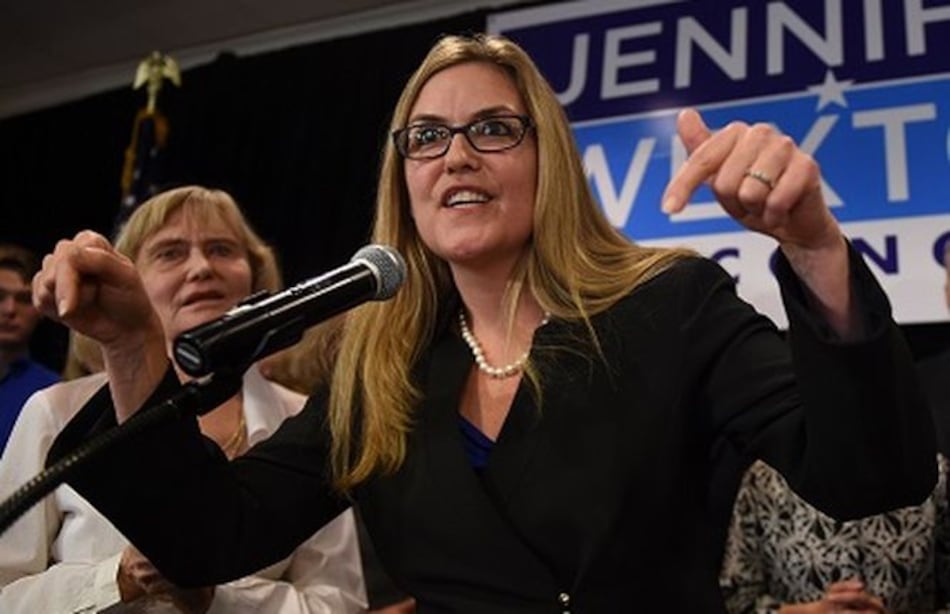 Cámara baja: Demócratas ganan serie de escaños republicanos