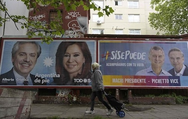 Autoridades electorales rechazan dudas sobre transparencia de comicios en Argentina