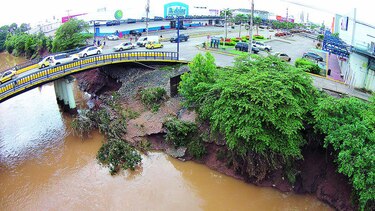 Verifican canales en corregimiento de Don Bosco