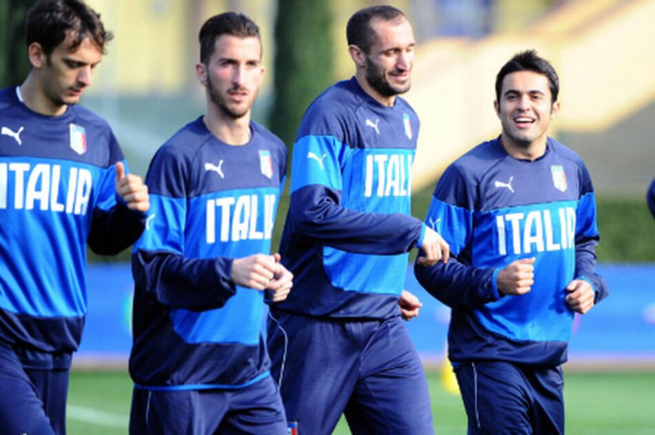 Conte defiende convocatoria de extranjeros a selección italiana