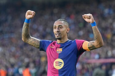 El Barcelona castiga a un combativo Espanyol