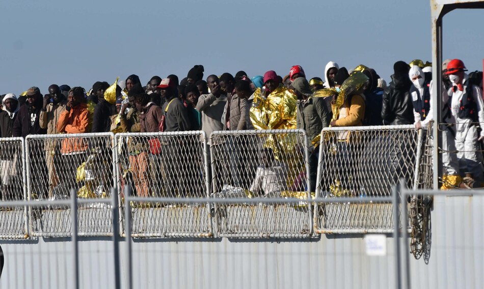 Más de 1,500 migrantes llegan a Lampedusa en las últimas 24 horas