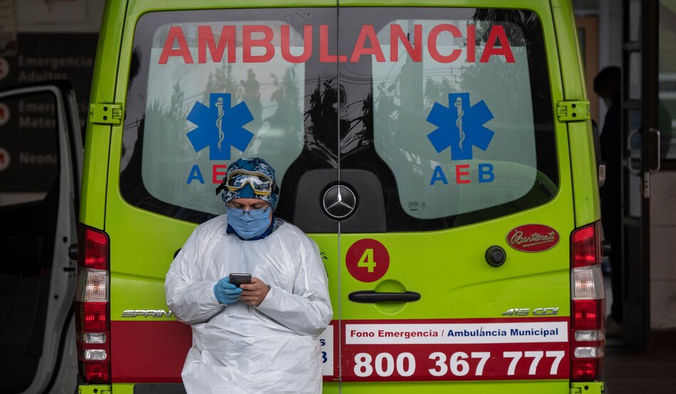 Chile sobrepasa los 1,000 fallecidos por coronarirus y roza los 100,0000 contagiados