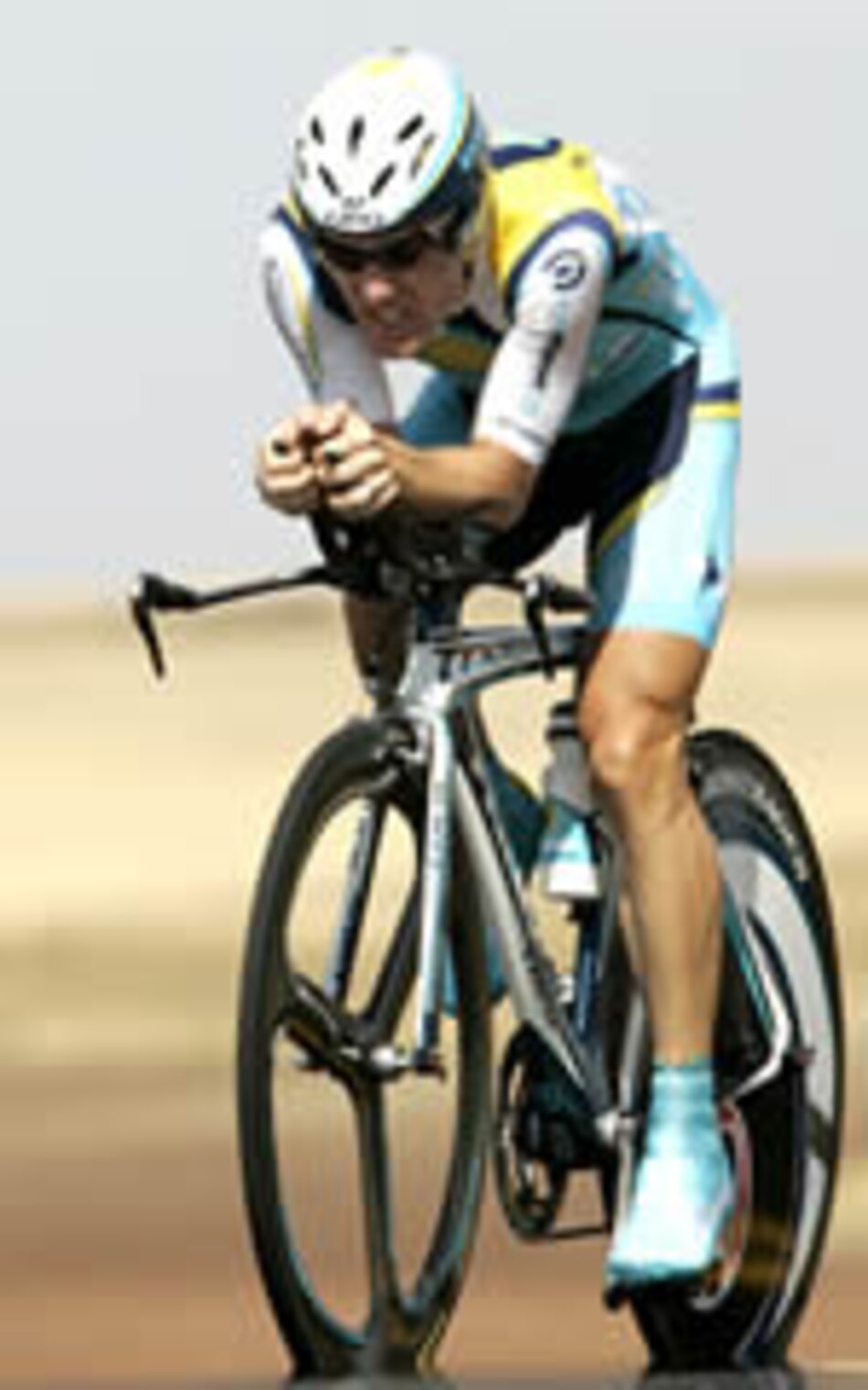 Leipheimer gana contrarreloj y es líder