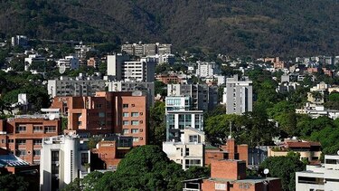 Ricos, clase media y pobres: la crisis golpea a todos en Venezuela