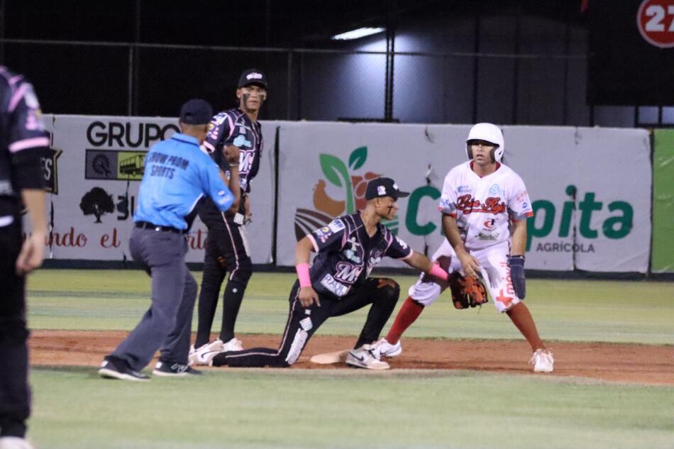 Metropolitanos llegan con ventaja, pero no se confían con la Leña Roja