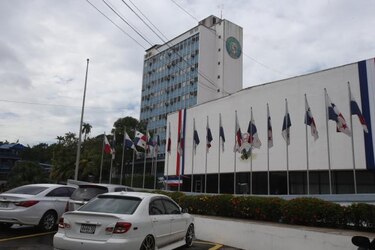En cuatro meses diputados gastan $123 mil en viajes al extranjero