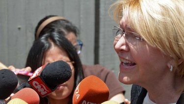 'Sigo siendo la fiscal' de Venezuela, dice Luisa Ortega tras destitución