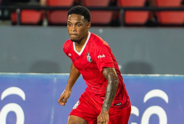 FIFA autoriza a Jorge Méndez para jugar con la selección de El Salvador