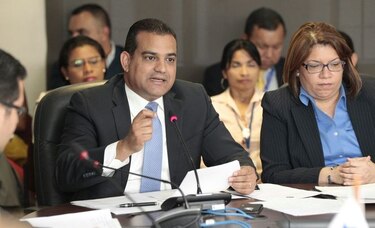 Comisión de Trabajo aprueba en primer debate la licencia de paternidad