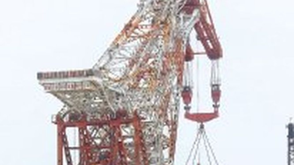 Titán estará 10 años más en el Canal de Panamá