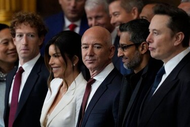 "Los millonarios de Silicon Valley tienen propuestas mesiánicas, pero no dejan de ser negocios que benefician solo al 1% de la humanidad"