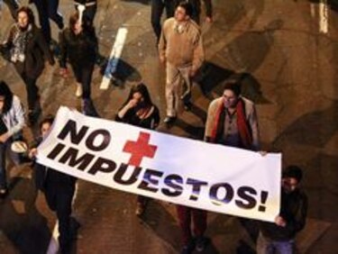 Rafael Correa retira proyectos que causaron protestas
