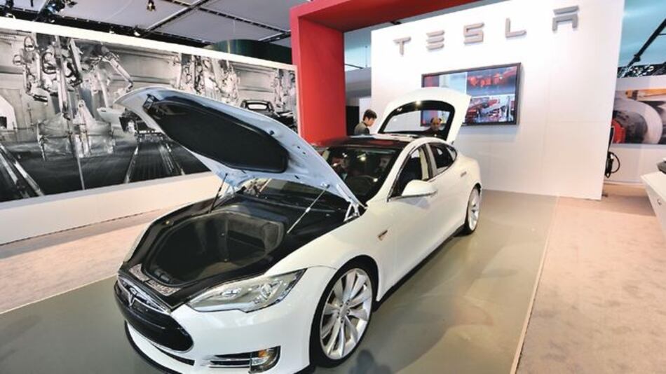 Tesla acelera envío de sus modelos a China