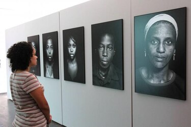 Muestra fotográfica expone la violencia y la desigualdad en Latinoamérica