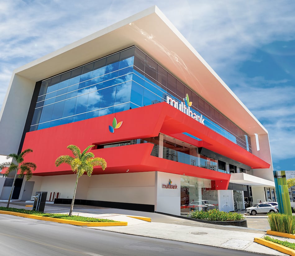 Multibank celebra 35 años construyendo historias reales y proyectando el futuro de Panamá