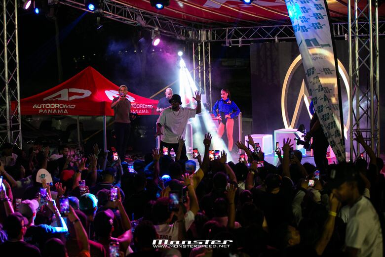 ¡Adrenalina Pura y Noche de Campeones en el Primer DRAG WAR NOCTURNO de Autódromo Panamá!