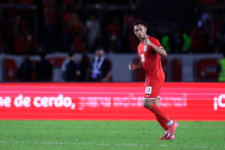 Ismael Díaz brilló con un golazo inolvidable en el Rommel Fernández