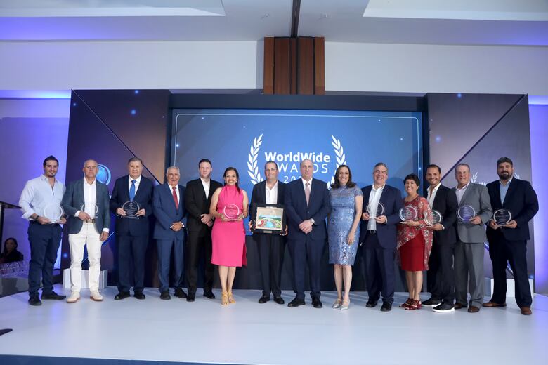 WorldWide Medical reconoce la excelencia de sus aliados estratégicos en una gala especial