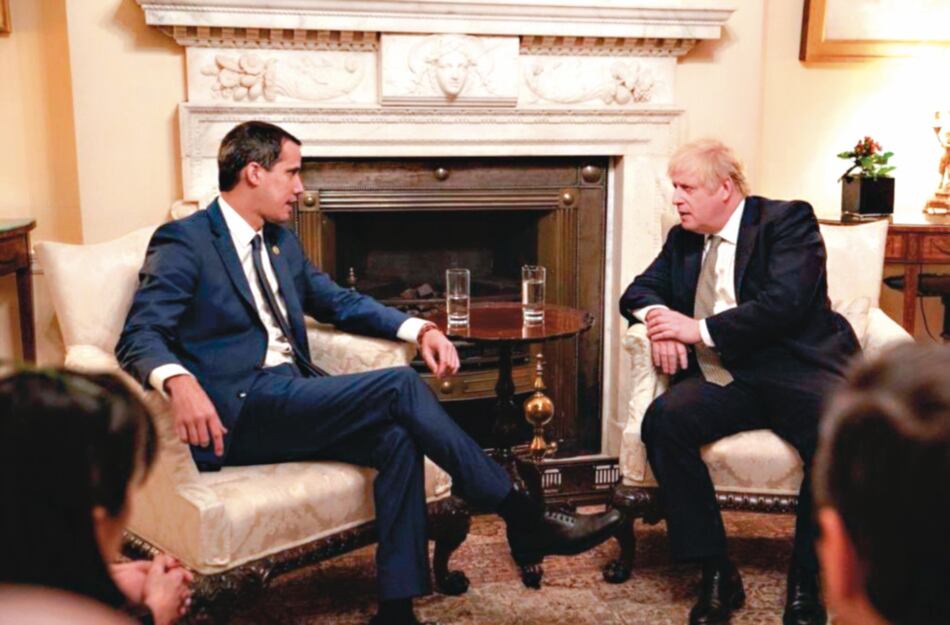 Policía venezolana allana oficina de Guaidó; detienen a otro diputado opositor