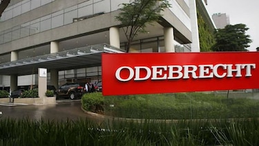Juez bloquea pagos por $40 millones a Odebrecht en Ecuador