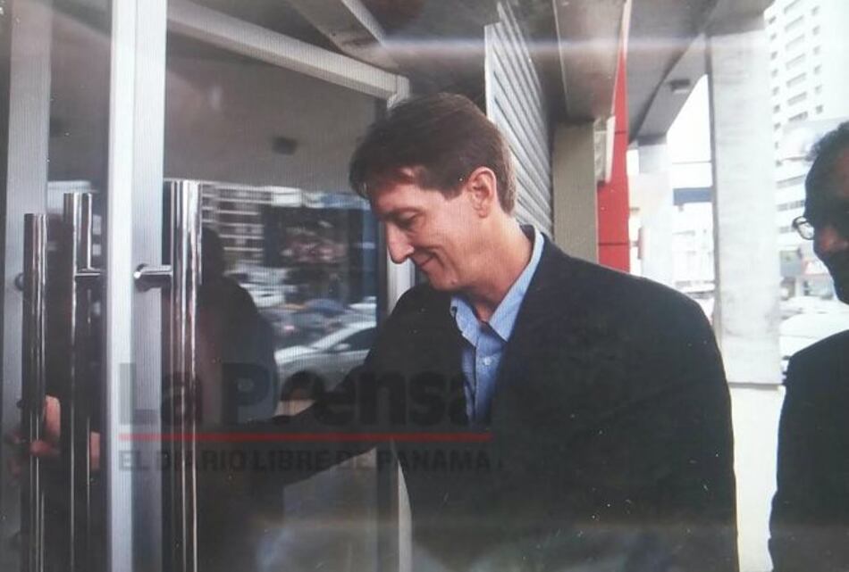 Fiscalía Anticorrupción culmina interrogatorio a Sáez-Llorens por alquiler de locales